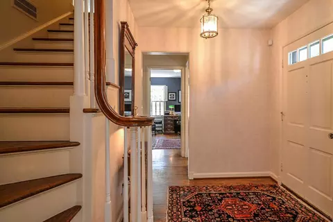 2211 Devonshire Rd, Ann Arbor, MI 48104 photo 7