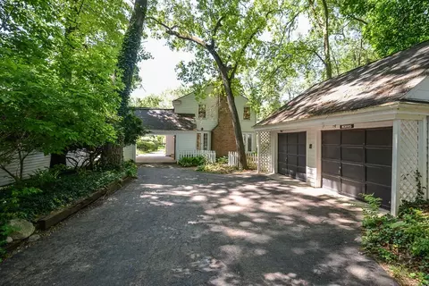 2211 Devonshire Rd, Ann Arbor, MI 48104 photo 71