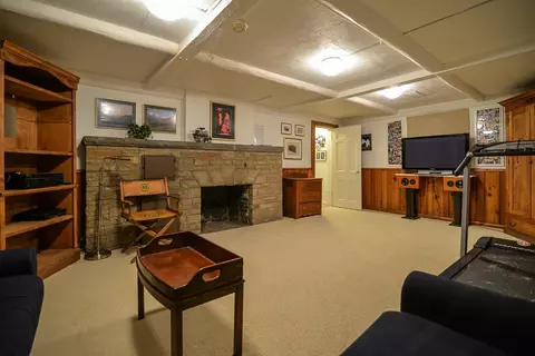 2211 Devonshire Rd, Ann Arbor, MI 48104 photo 53
