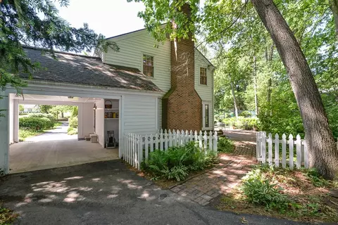 2211 Devonshire Rd, Ann Arbor, MI 48104 photo 68