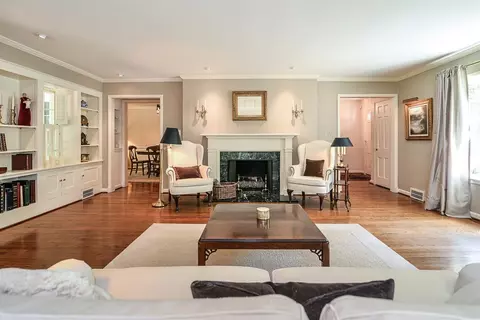 2211 Devonshire Rd, Ann Arbor, MI 48104 photo 11