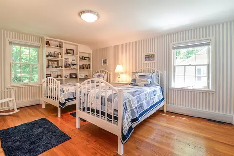 2211 Devonshire Rd, Ann Arbor, MI 48104 photo 42
