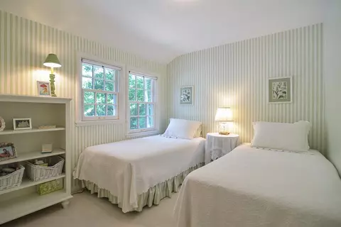 2211 Devonshire Rd, Ann Arbor, MI 48104 photo 48