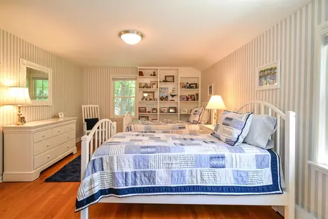 2211 Devonshire Rd, Ann Arbor, MI 48104 photo 43