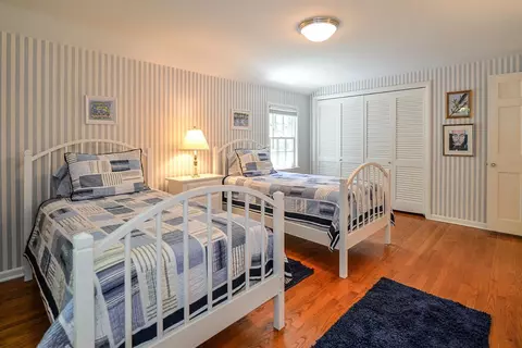 2211 Devonshire Rd, Ann Arbor, MI 48104 photo 44