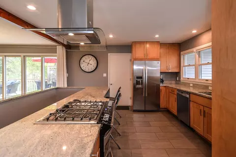 1120 Clair Cir, Ann Arbor, MI 48103 photo 9