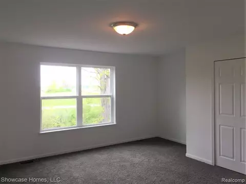874 Henning, Dundee, MI 48131 photo 11