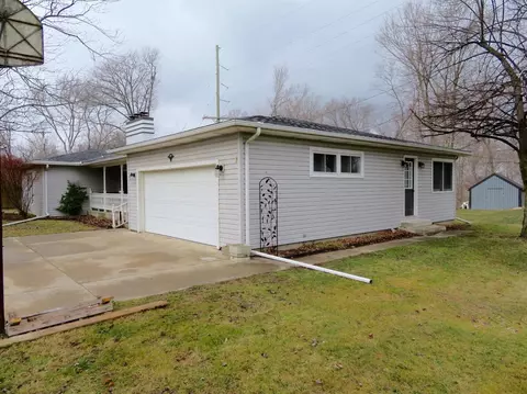 461 E Monroe St, Dundee, MI 48131 photo 32
