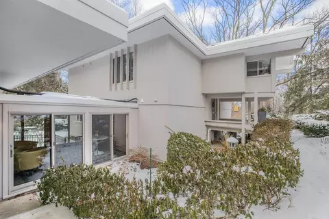 2901 Devonshire Rd, Ann Arbor, MI 48104 photo 5