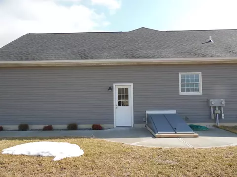 8371 Eggert Rd, Ida, MI 48140 photo 4