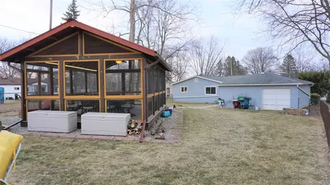 208 Tower Dr, Saline, MI 48176 photo 10