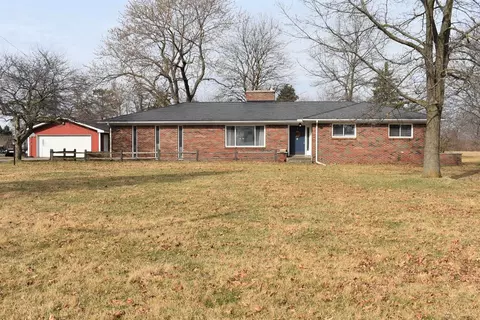 6048 S Occidental Rd, Tecumseh, MI 49286 photo 1