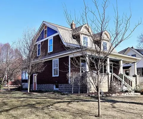 211 E Henry St, Saline, MI 48176 photo 1