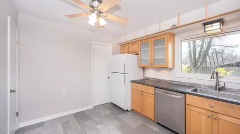 1745 Dunmore Rd, Ann Arbor, MI 48103 photo 12
