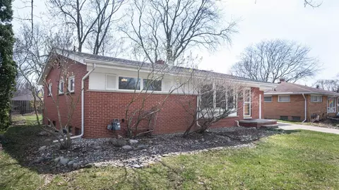1745 Dunmore Rd, Ann Arbor, MI 48103 photo 3