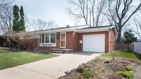 1745 Dunmore Rd, Ann Arbor, MI 48103 photo 2
