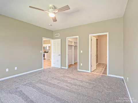 24090 Hemlock Dr, Flat Rock, MI 48134 photo 13