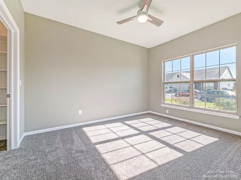 24092 Hemlock Dr, Flat Rock, MI 48134 photo 7
