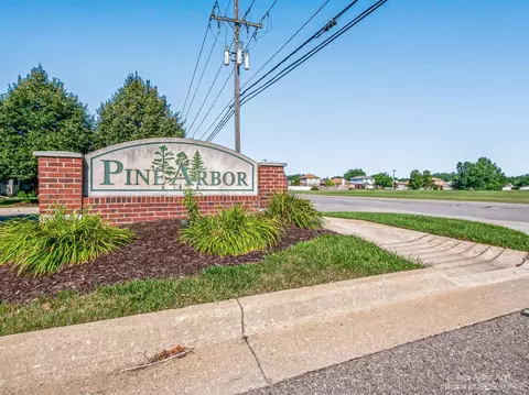 24092 Hemlock Dr, Flat Rock, MI 48134 photo 15