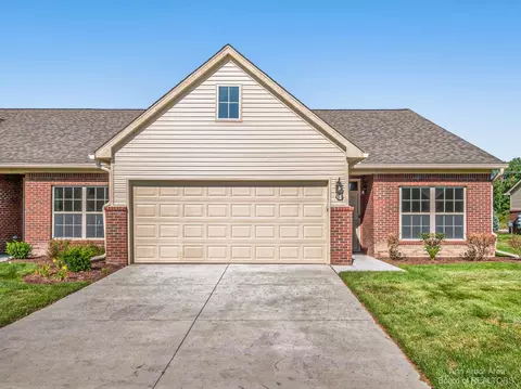 24092 Hemlock Dr, Flat Rock, MI 48134 photo 1