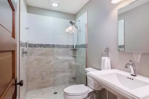 718 Daniel St, Ann Arbor, MI 48103 photo 21