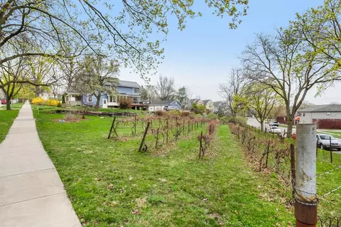 718 Daniel St, Ann Arbor, MI 48103 photo 40