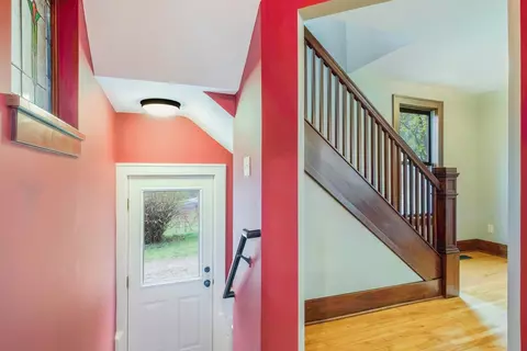 718 Daniel St, Ann Arbor, MI 48103 photo 9