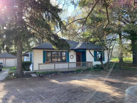 15918 M-36, Gregory, MI 48137 photo 3