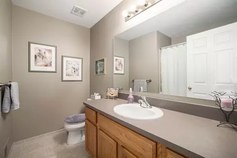 2096 Red Maple Ln, Commerce Twp, MI 48390 photo 19