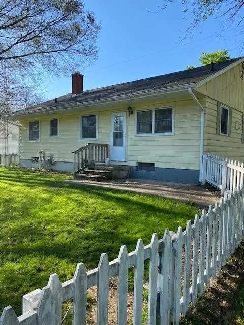 2658 Sutton Rd, Adrian, MI 49221 photo 3
