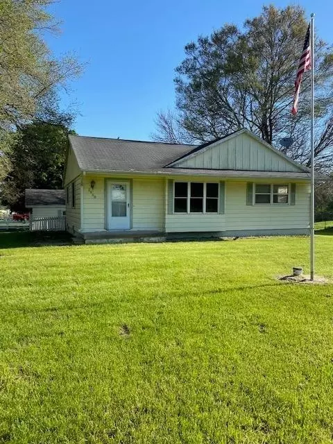 2658 Sutton Rd, Adrian, MI 49221 photo 2