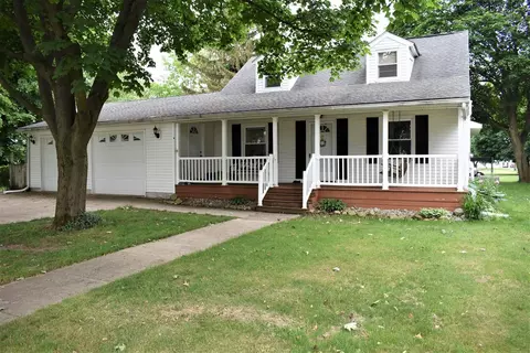 900 Murray Dr, Tecumseh, MI 49286 photo 1