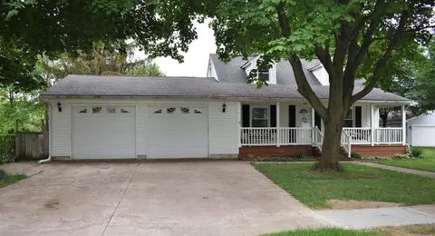 900 Murray Dr, Tecumseh, MI 49286 photo 2