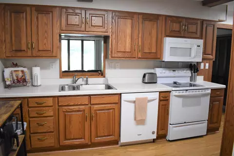 900 Murray Dr, Tecumseh, MI 49286 photo 10