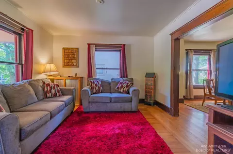 607 Spring, Ann Arbor, MI 48103 photo 4