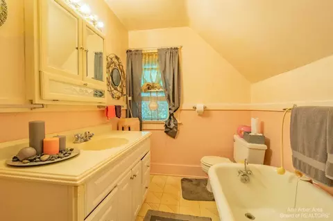 607 Spring, Ann Arbor, MI 48103 photo 14