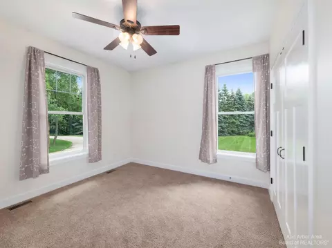 7585 Fosdick Rd, Saline, MI 48176 photo 29