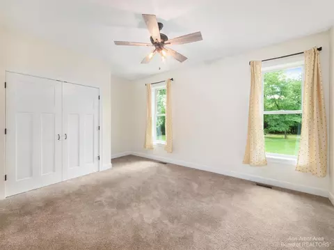7585 Fosdick Rd, Saline, MI 48176 photo 26