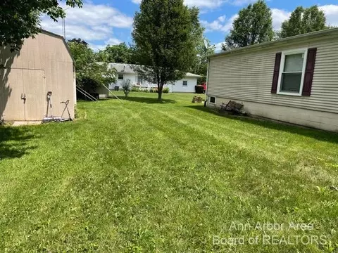 7557 Michelle, Monroe, MI 48162 photo 6