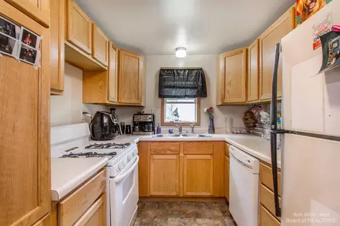 409 Max St, Jackson, MI 49203 photo 5