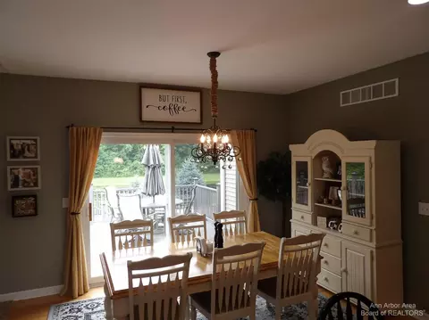 2176 Kildare Dr, Davison, MI 48423 photo 7