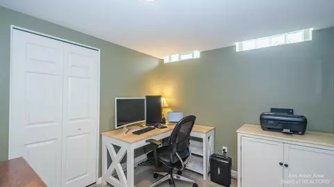 55 Tower Dr, Saline, MI 48176 photo 26