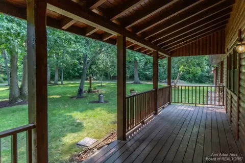 2134 Fox Ridge Dr, Howell, MI 48843 photo 46