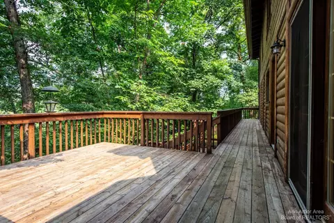 2134 Fox Ridge Dr, Howell, MI 48843 photo 9