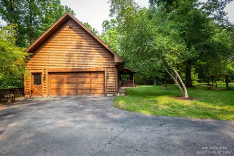 2134 Fox Ridge Dr, Howell, MI 48843 photo 43