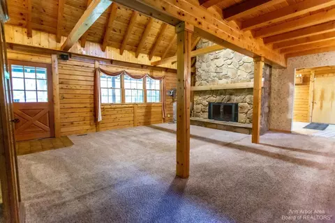 2134 Fox Ridge Dr, Howell, MI 48843 photo 31