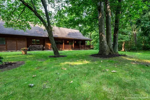 2134 Fox Ridge Dr, Howell, MI 48843 photo 12