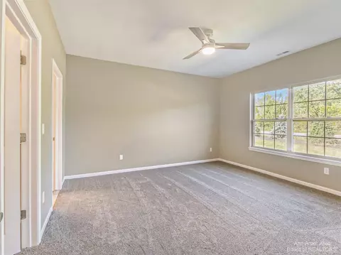 24098 Hemlock Dr, Flat Rock, MI 48134 photo 12