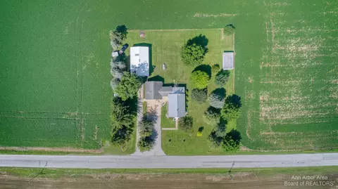 11777 Doty Rd, Carleton, MI 48117 photo 9