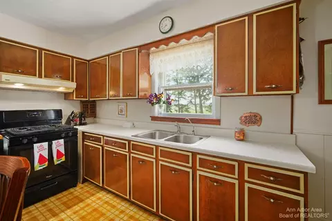 11777 Doty Rd, Carleton, MI 48117 photo 13